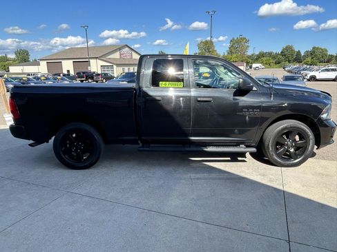 Used 2016 RAM 1500 ST w/ Popular Equipment Group AWD/4WD image 4