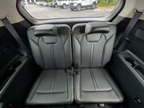 Used 2024 Kia Sorento S AWD/4WD image 17