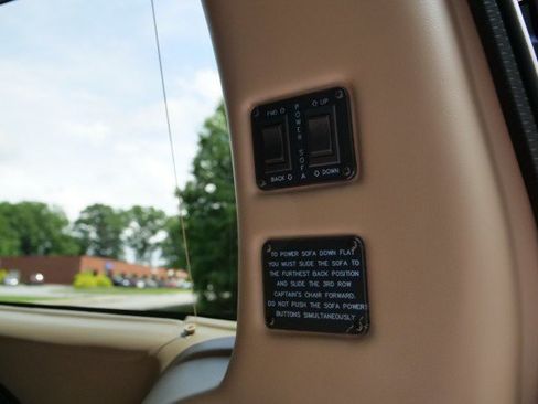 Used 2025 GMC Savana 2500 Extended w/ Driver Convenience Package RWD image 25
