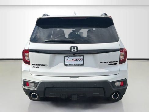 Used 2024 Honda Passport Black Edition image 6
