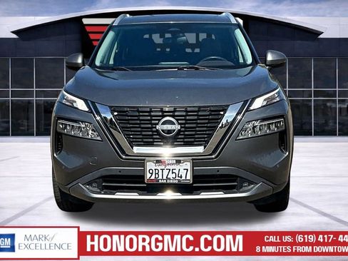 Used 2022 Nissan Rogue SL w/ SL Premium Package FWD image 2