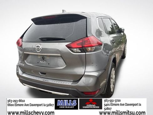 Used 2018 Nissan Rogue S FWD image 3