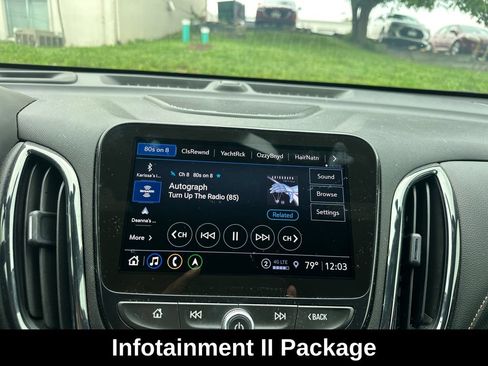Used 2024 Chevrolet Equinox Premier AWD/4WD image 15