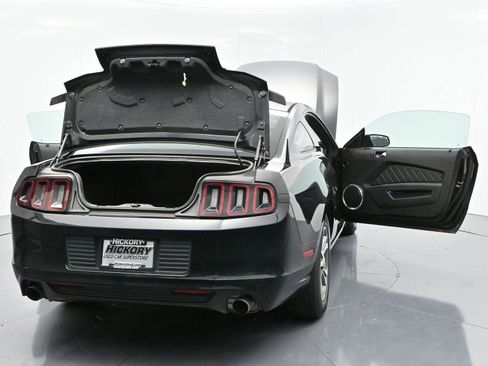 Used 2014 Ford Mustang Premium w/ Comfort Package image 40