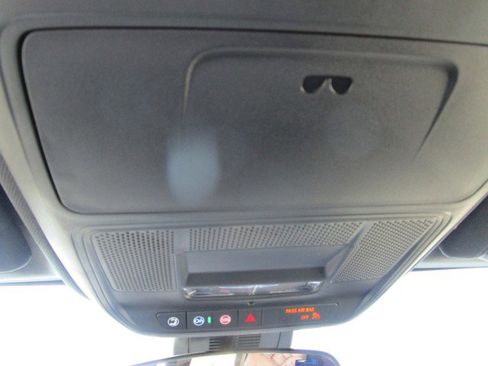 New 2026 Chevrolet Equinox LT w/ Convenience Package II image 19