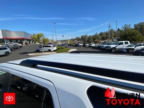 Certified 2025 Toyota 4Runner SR5 AWD/4WD image 10