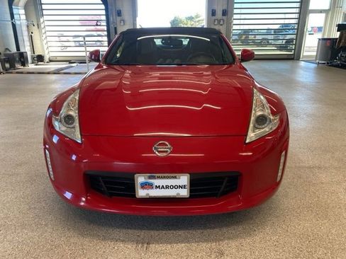 Used 2016 Nissan 370Z Touring Sport RWD image 2