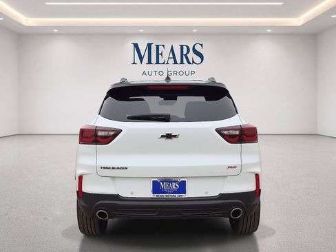 Used 2025 Chevrolet TrailBlazer RS w/ Convenience Package FWD image 4