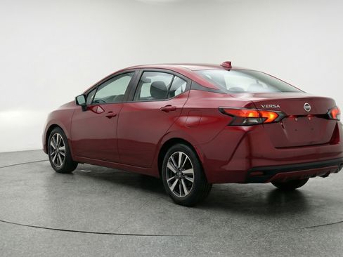 Used 2025 Nissan Versa SV image 6