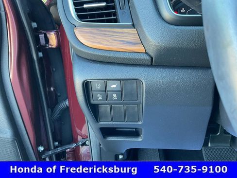 Used 2018 Honda CR-V Touring image 41