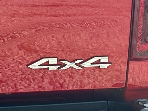 Certified 2026 RAM 2500 Laramie AWD/4WD image 13