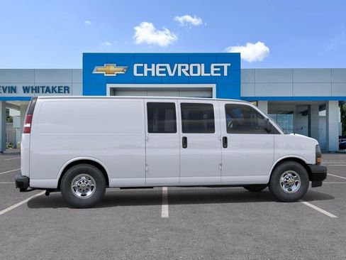 New 2026 Chevrolet Express 2500 Extended RWD image 5