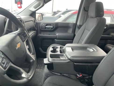 Used 2021 Chevrolet Silverado 1500 Custom w/ Safety Confidence Package image 2