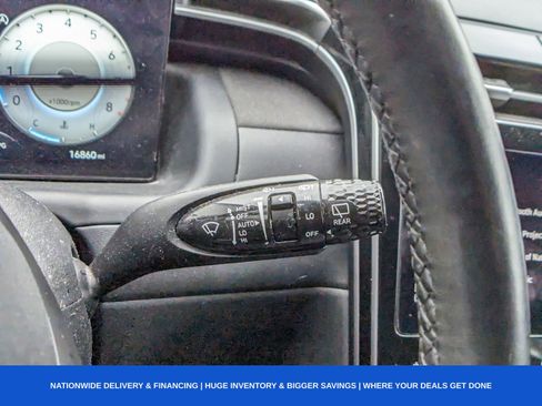 Used 2023 Hyundai Tucson Limited image 38