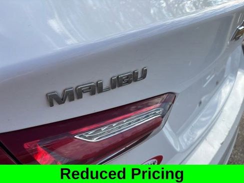 Used 2021 Chevrolet Malibu LT image 47