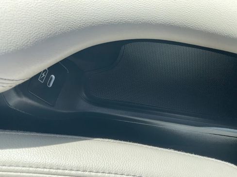 Used 2024 Honda HR-V EX-L image 29