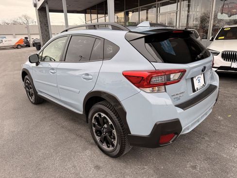 Certified 2022 Subaru Crosstrek 2.0i Premium w/ Moonroof Package image 3