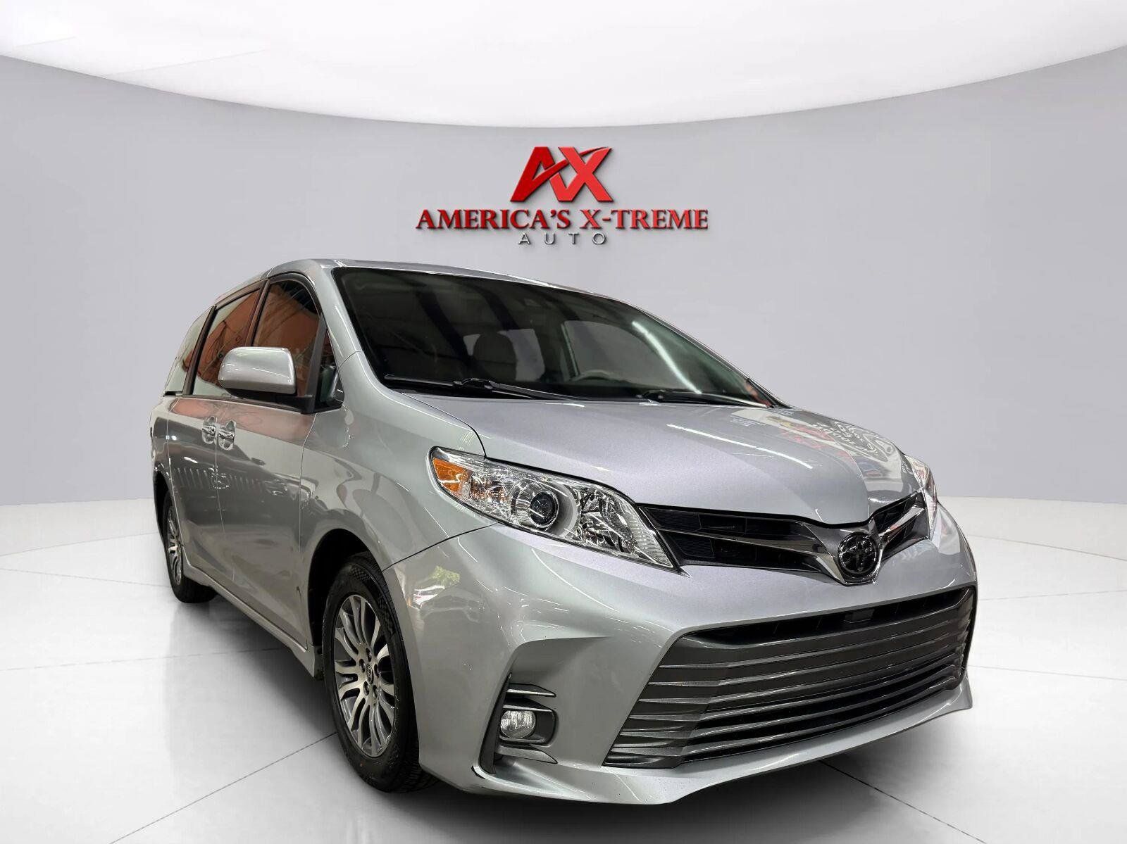 Used 2020 Toyota Sienna XLE Premium FWD image 9