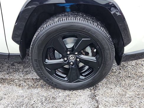 Used 2021 Toyota RAV4 XSE image 10