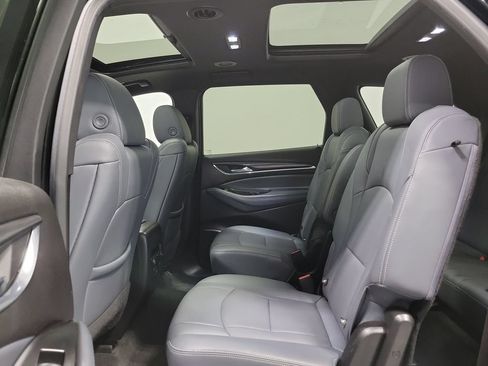 Used 2023 Buick Enclave Essence w/ Experience Buick Package AWD/4WD image 29