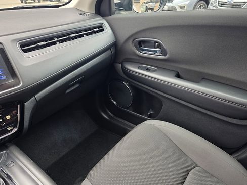 Used 2022 Honda HR-V EX image 39