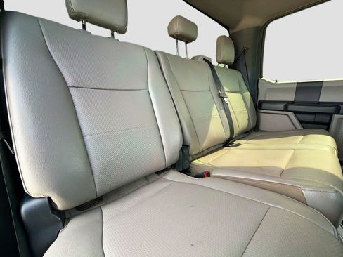 Used 2022 Ford F250 XL w/ STX Appearance Package image 31