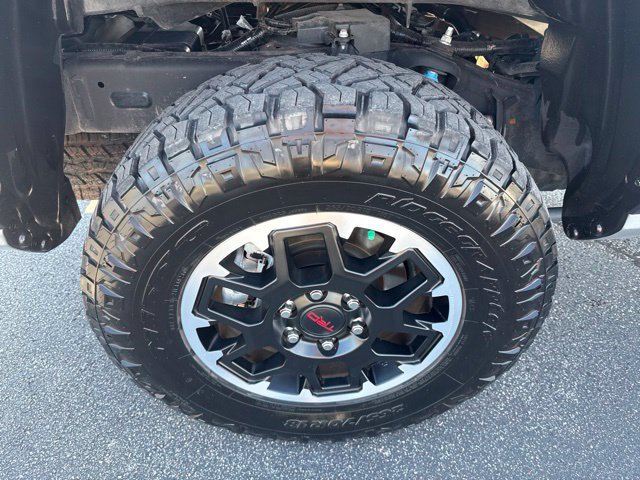 Used 2025 Toyota Tacoma TRD Off-Road AWD/4WD image 14