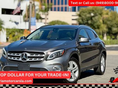 Used 2020 Mercedes-Benz GLA 250 4MATIC w/ Premium Package