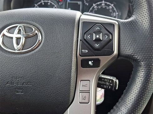 Used 2023 Toyota 4Runner SR5 Premium image 23