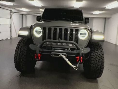 Used 2021 Jeep Gladiator Rubicon AWD/4WD image 3