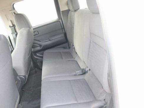 Used 2023 Nissan Frontier S w/ Technology Package image 11