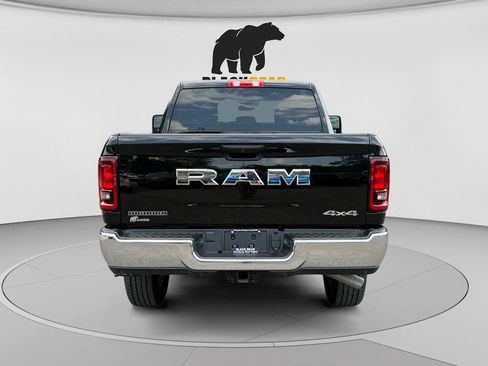 Used 2026 RAM 2500 Big Horn AWD/4WD image 4