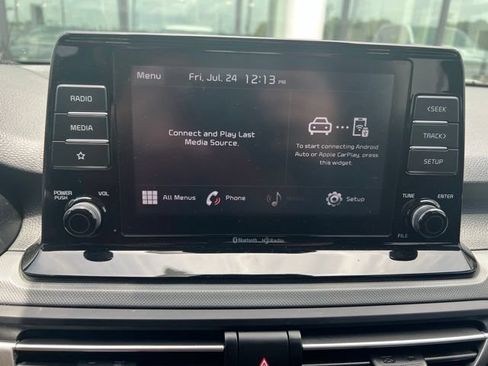 Used 2023 Kia Seltos LX AWD/4WD image 5