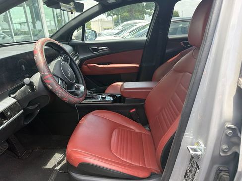 Used 2023 Kia Sportage SX FWD image 9