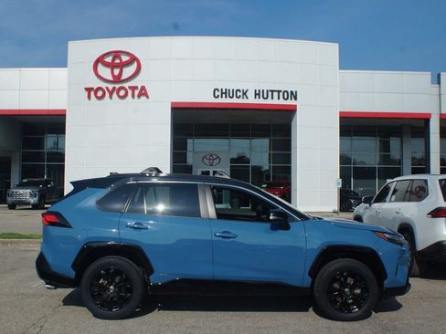 Used 2023 Toyota RAV4 XSE AWD/4WD image 1