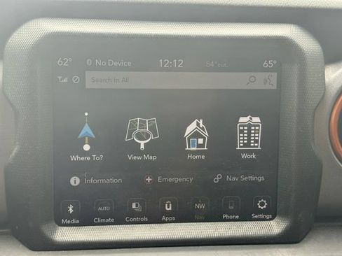 Used 2021 Jeep Gladiator Mojave AWD/4WD image 32