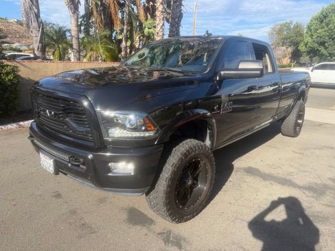 Used 2018 RAM 2500 Laramie w/ Sport Appearance Group AWD/4WD image 6