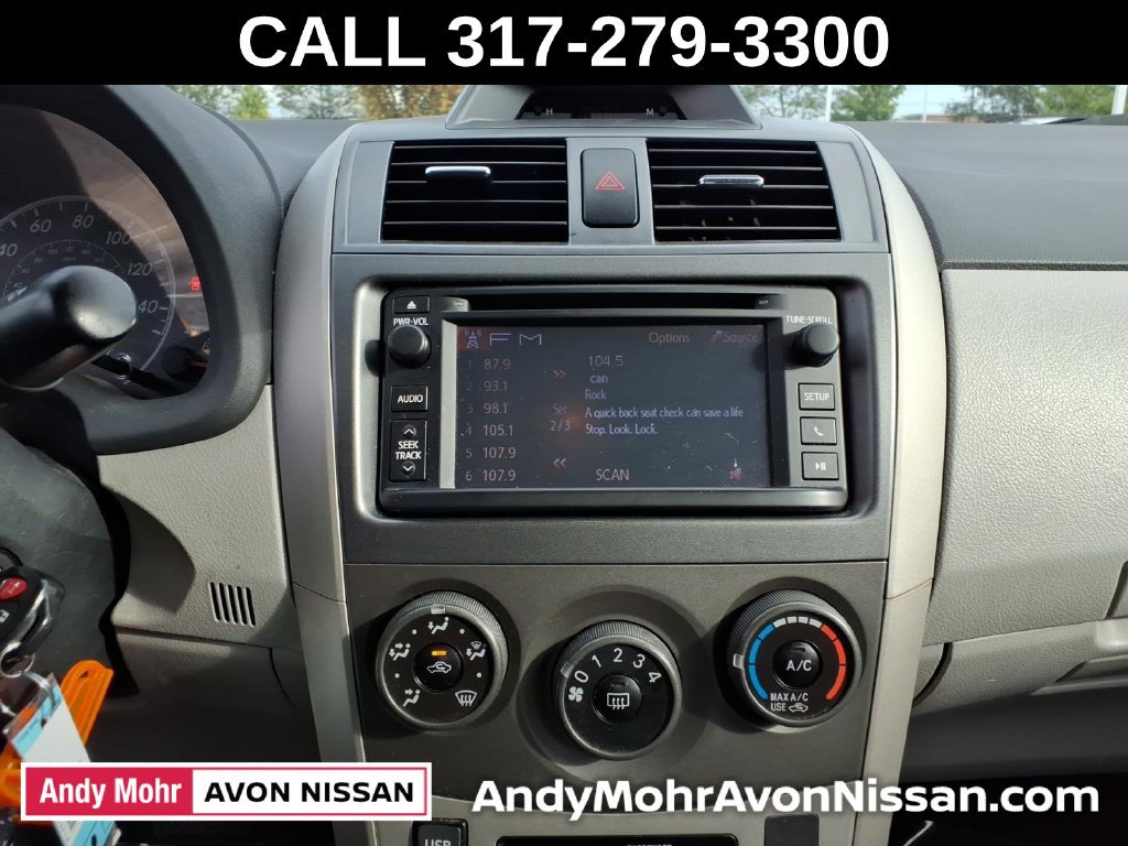 Used 2013 Toyota Corolla LE FWD image 26