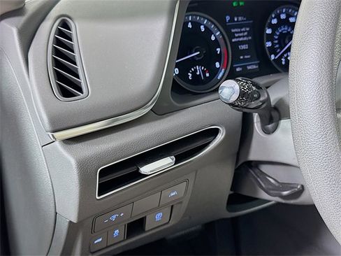 Used 2023 Hyundai Sonata SEL image 18