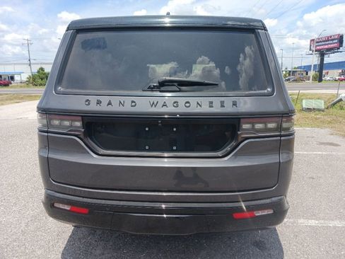 Used 2024 Jeep Grand Wagoneer L Series II w/ Quick Order Packagew 28T AWD/4WD image 7