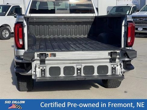 Certified 2022 GMC Sierra 3500 Denali w/ Denali Ultimate Package AWD/4WD image 17