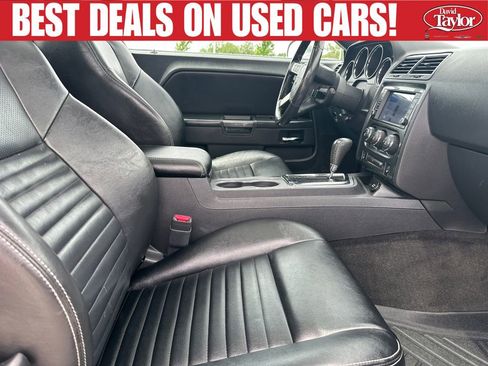 Used 2010 Dodge Challenger R/T RWD image 27