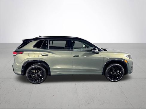 New 2026 Volkswagen Tiguan SE R-Line image 5