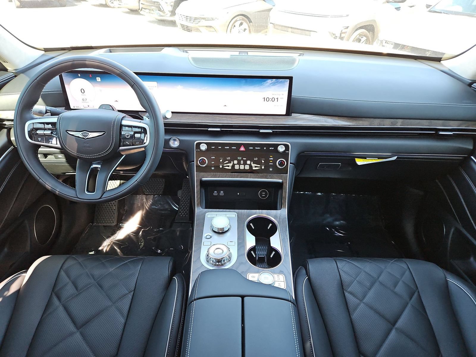 Certified 2025 Genesis GV80 3.5T Prestige AWD/4WD image 14