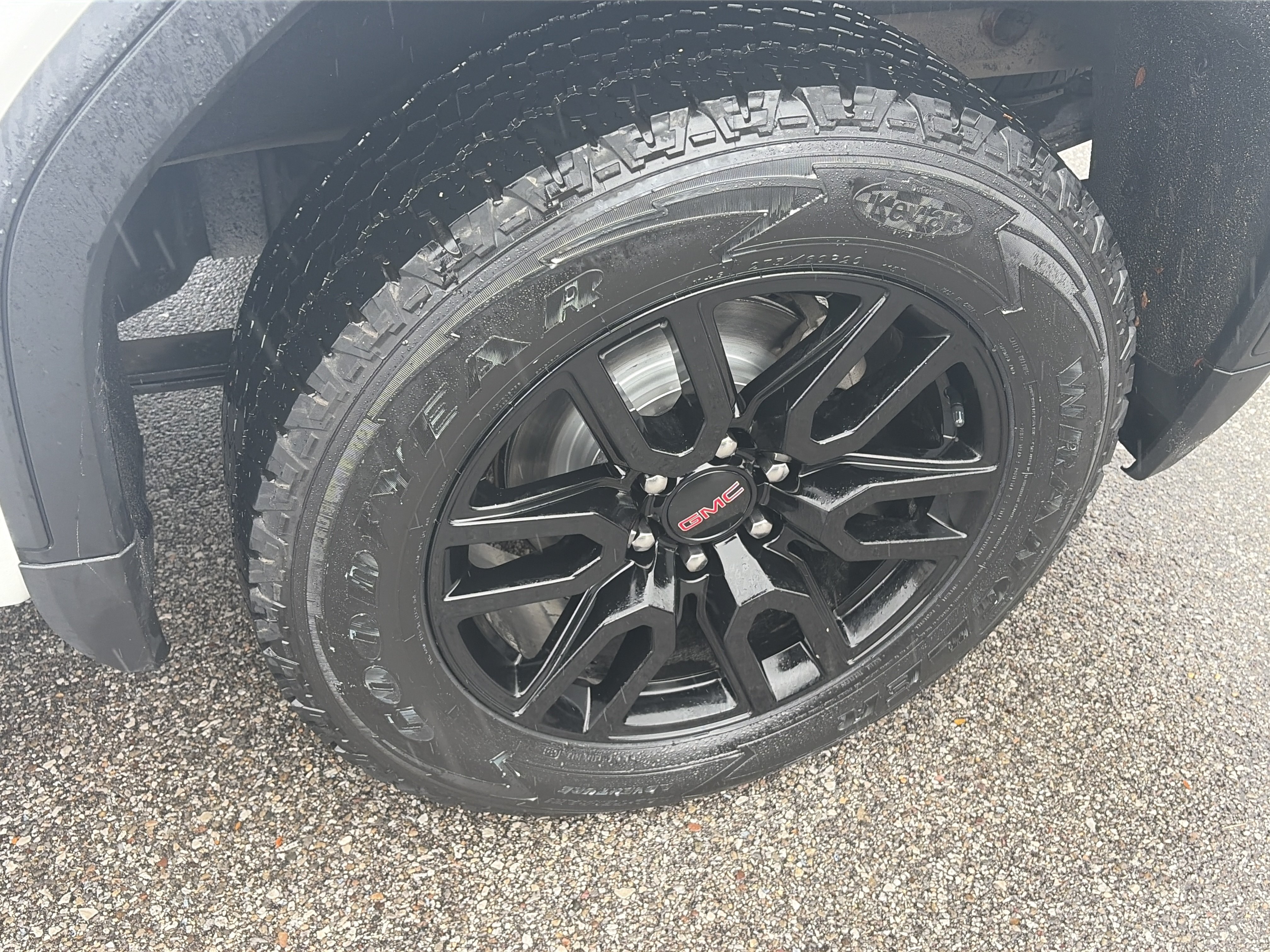 Used 2020 GMC Sierra 1500 Elevation w/ Elevation Value Package AWD/4WD image 12