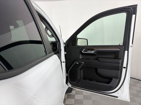 Used 2022 Chevrolet Silverado 1500 RST w/ Convenience Package II image 30