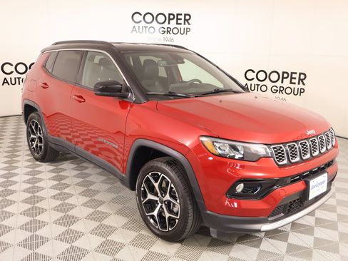 Used 2025 Jeep Compass Limited AWD/4WD image 1