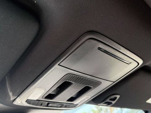 Used 2025 Honda Pilot Black Edition image 36
