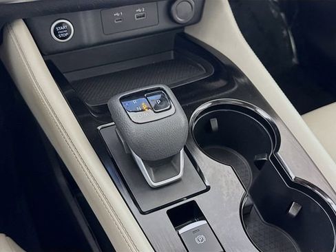 Used 2021 Nissan Rogue SL w/ Premium Package image 17