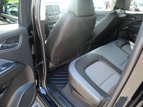 Used 2020 Chevrolet Colorado Z71 AWD/4WD image 20